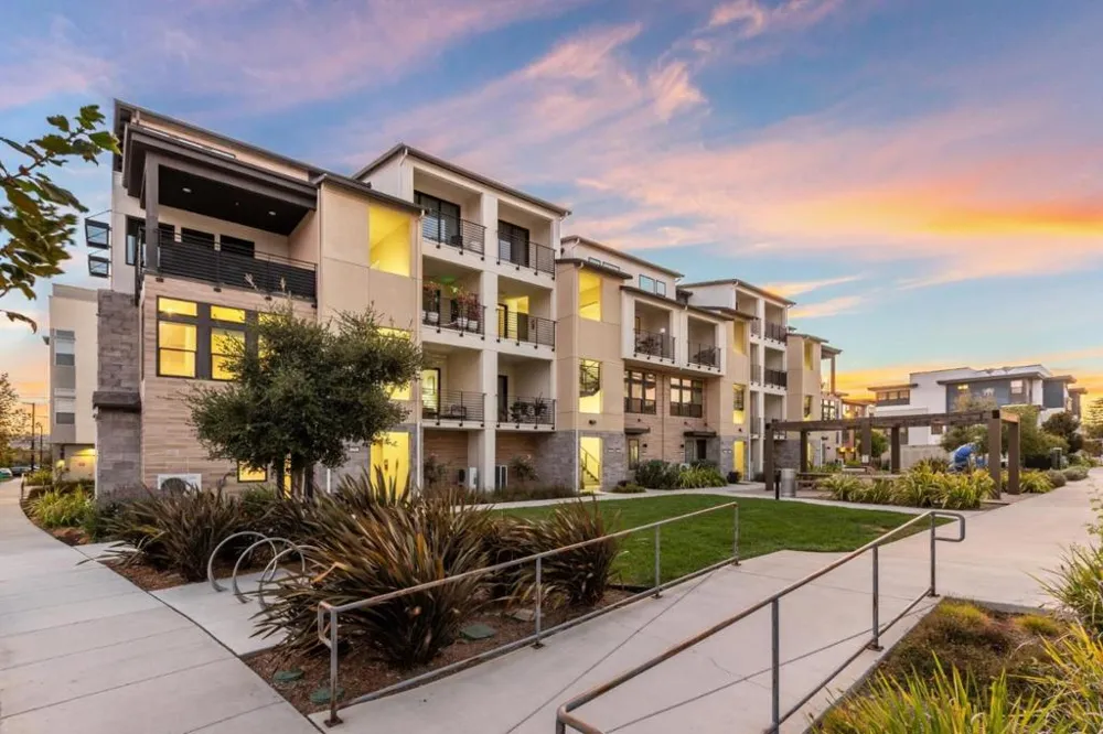 253 Waters Park Circle San Mateo, CA 94403