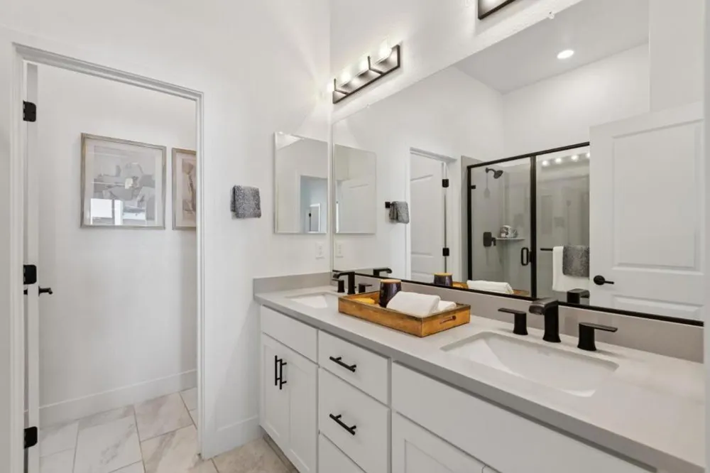 253 Waters Park Circle San Mateo, CA 94403