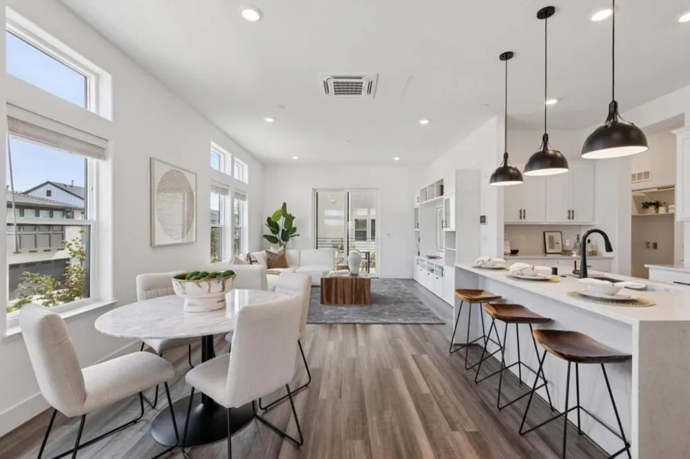 253 Waters Park Circle San Mateo, CA 94403
