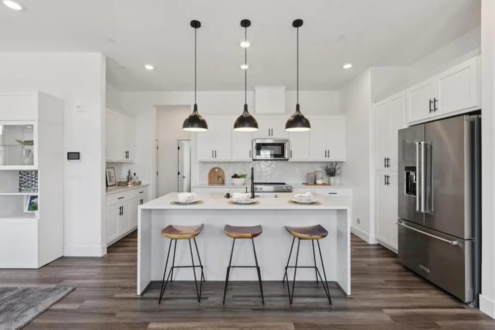 253 Waters Park Circle San Mateo, CA 94403