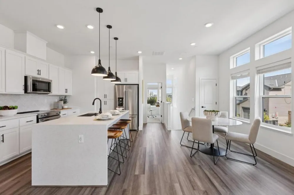 253 Waters Park Circle San Mateo, CA 94403