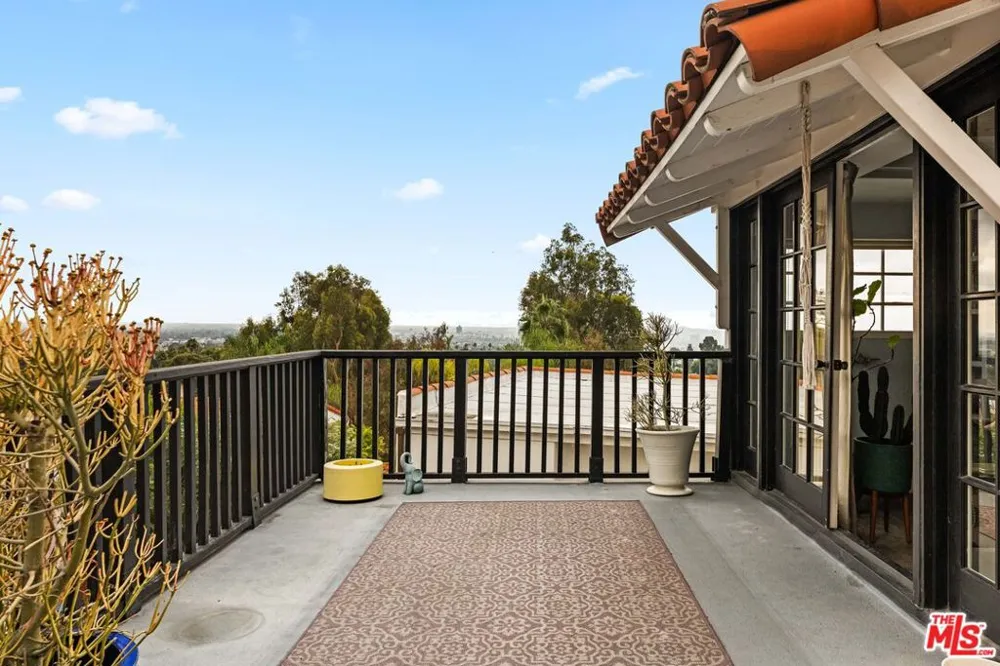 1767 Orange Grove Avenue Los Angeles, CA 90046