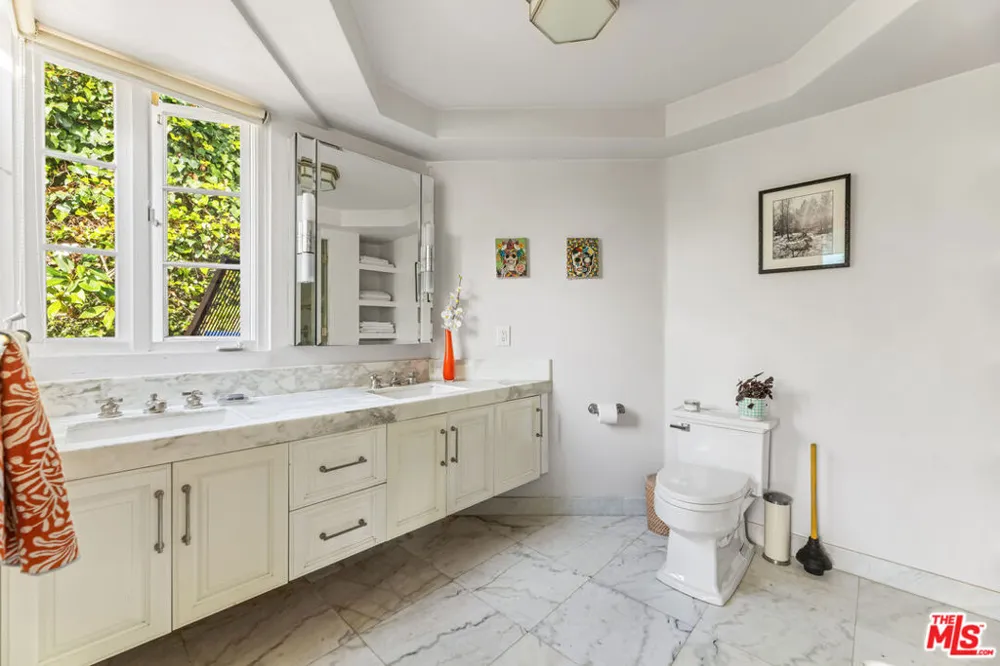 1767 Orange Grove Avenue Los Angeles, CA 90046