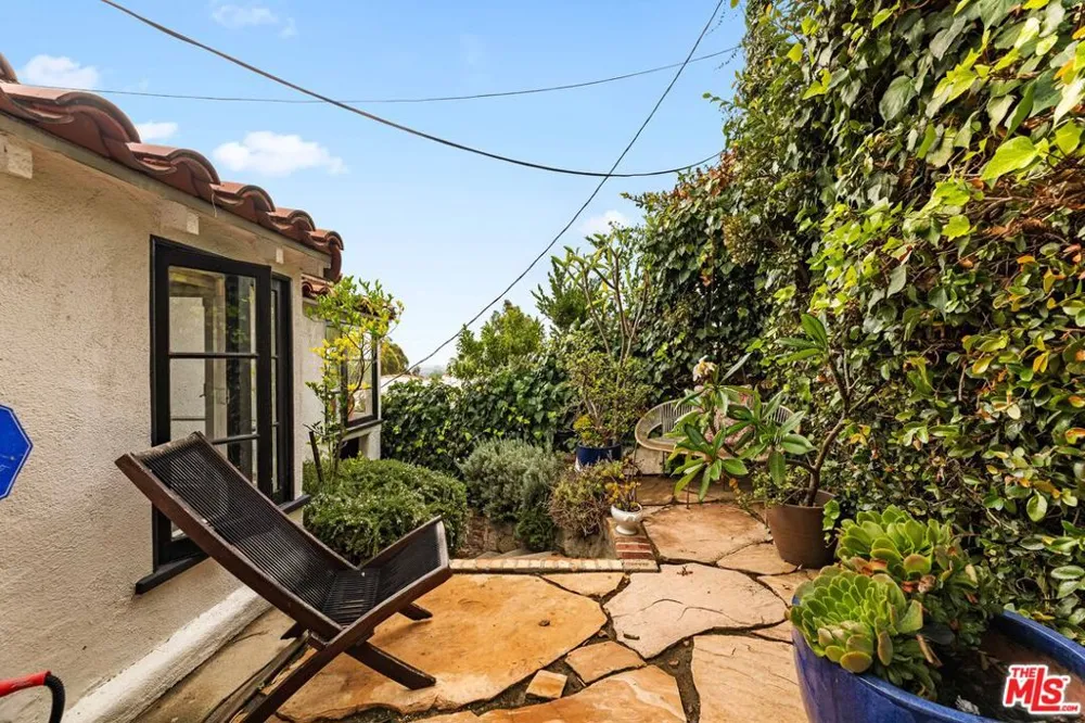 1767 Orange Grove Avenue Los Angeles, CA 90046