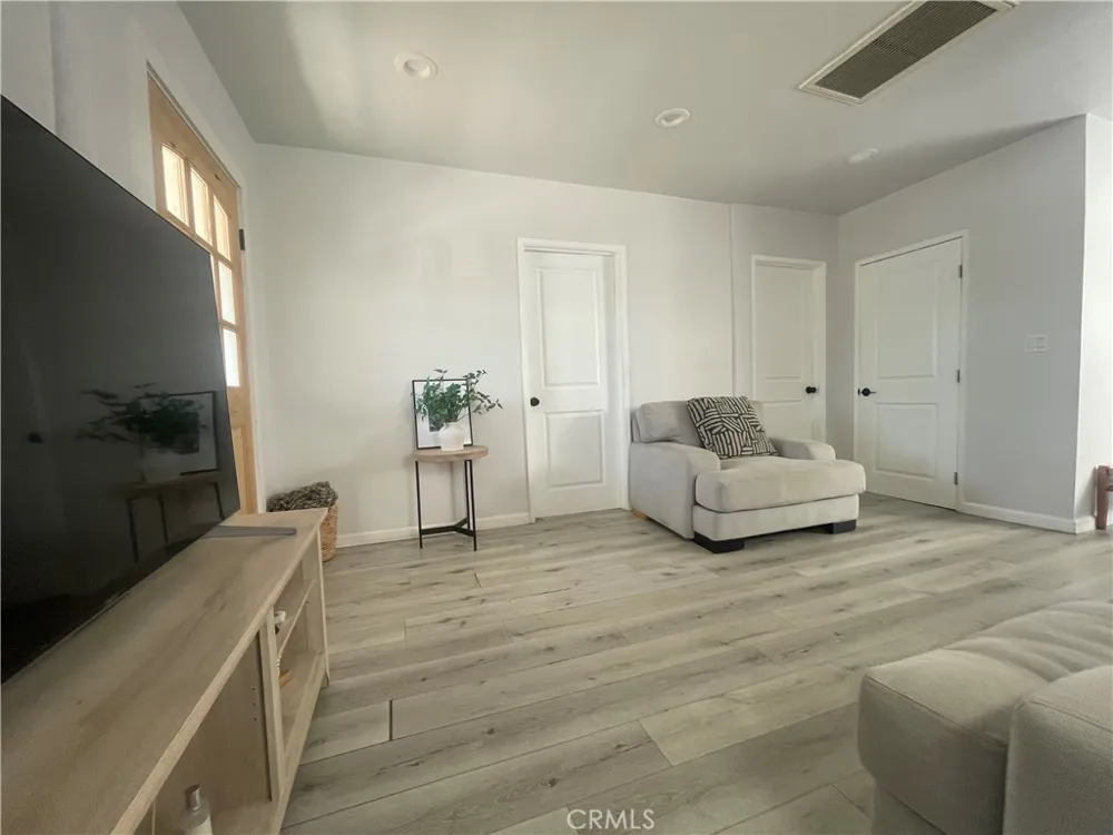 463 Macdonald Street Pasadena, CA 91103