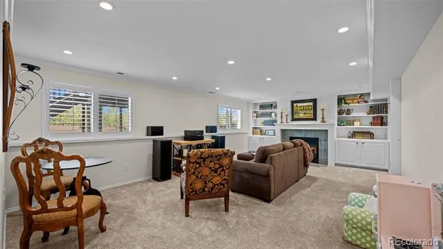 9040 Strand Way Colorado Springs, CO 80920
