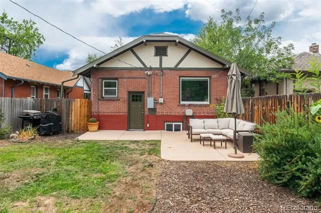 3220 Madison Street Denver, CO 80205