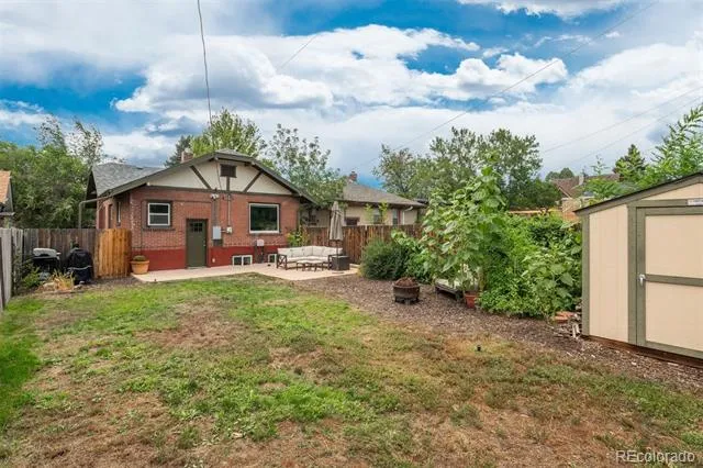 3220 Madison Street Denver, CO 80205