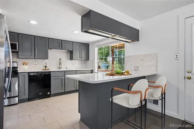 13473 Fitzsimons Way Aurora, CO 80011