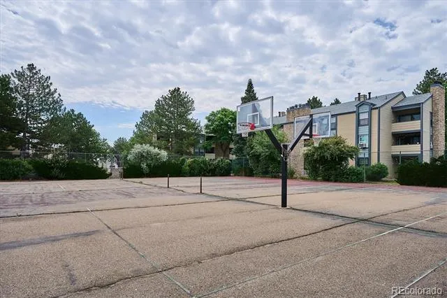 15999 E Alaska Place #B Aurora, CO 80017
