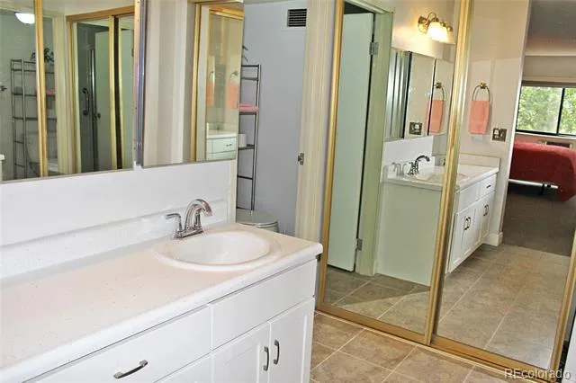 13661 E Marina Drive #406 Aurora, CO 80014