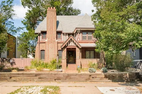 2015 York Street