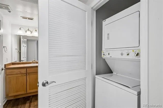 1623 Saint Paul Street #204 Denver, CO 80206