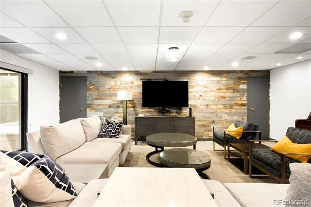 460 S Marion Parkway #1052 Denver, CO 80209