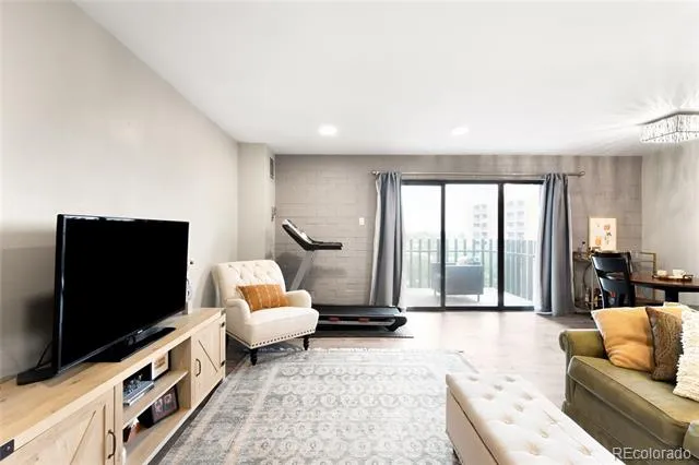 460 S Marion Parkway #1052 Denver, CO 80209