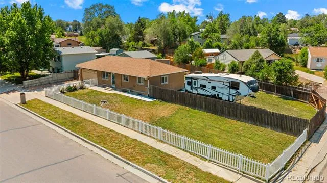 4107 Shelley Avenue Colorado Springs, CO 80910