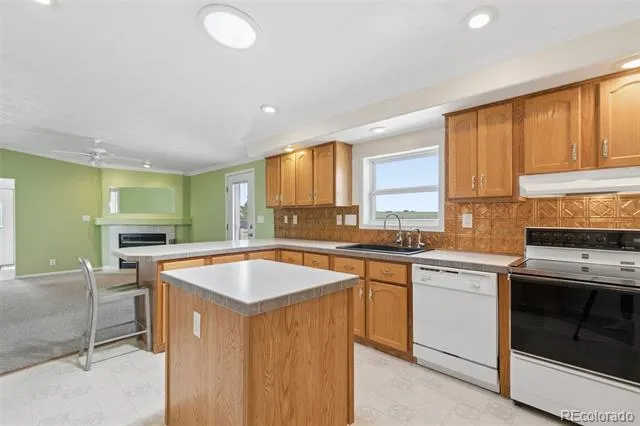 15624 Lucy Lane Peyton, CO 80831