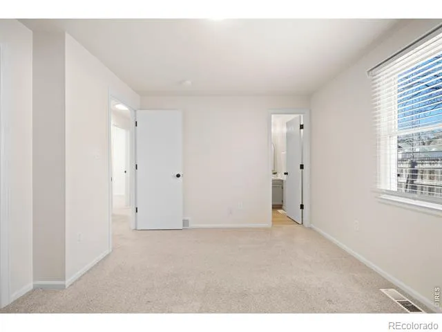 1217 Hunter Court Longmont, CO 80501
