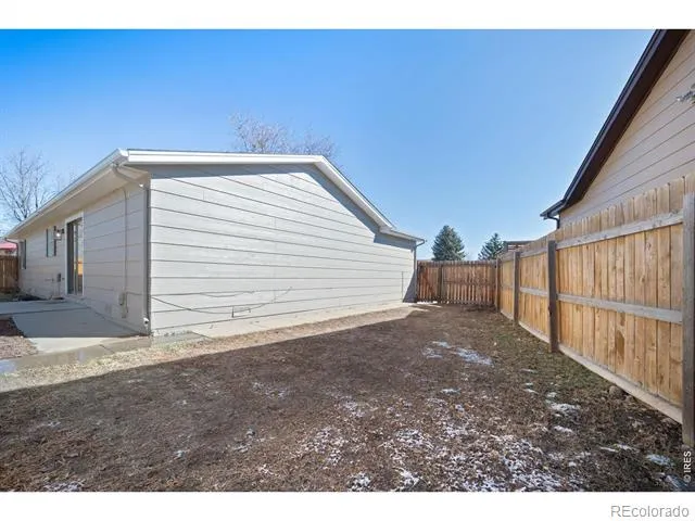 1217 Hunter Court Longmont, CO 80501