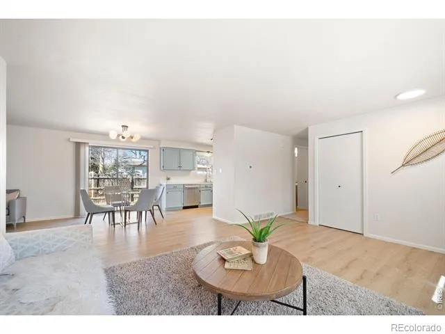1217 Hunter Court Longmont, CO 80501