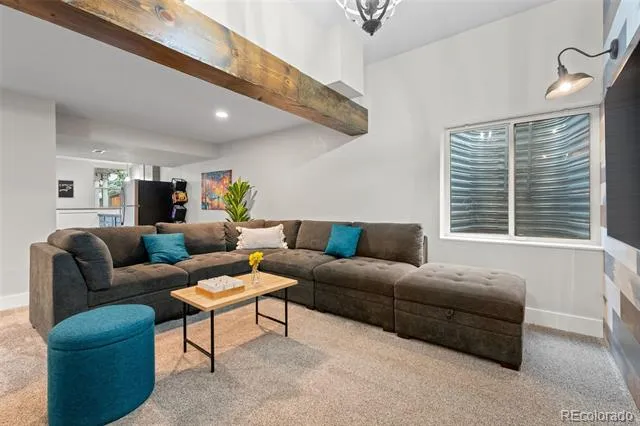 9868 Sylvestor Road Highlands Ranch, CO 80129