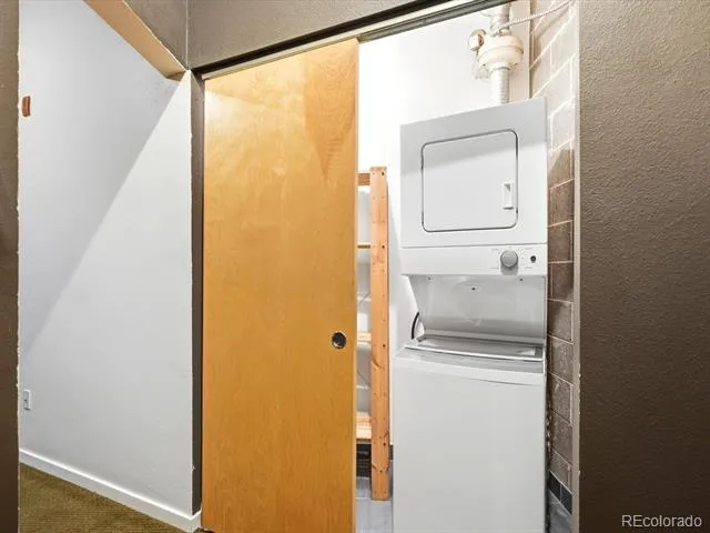2142 Curtis Street #102 Denver, CO 80205