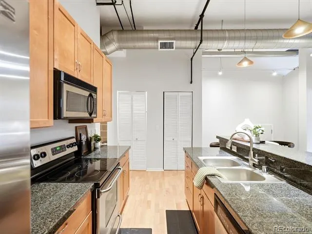 2142 Curtis Street #102 Denver, CO 80205