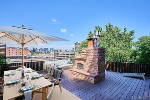 2715 Blake Street #201
