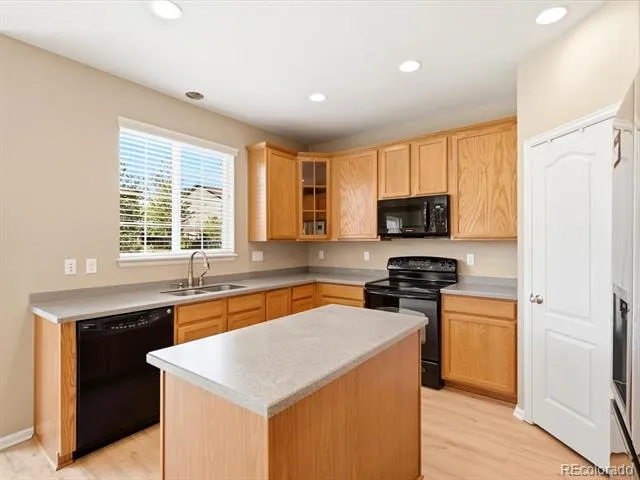 7181 S Oak Hill Circle Aurora, CO 80016
