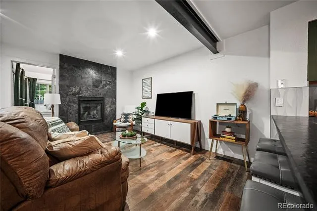 910 S Dahlia Street #A Denver, CO 80246