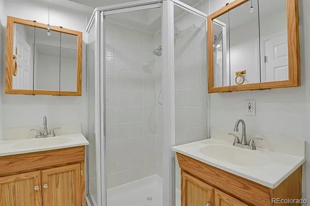 18937 E Kent Circle Aurora, CO 80013