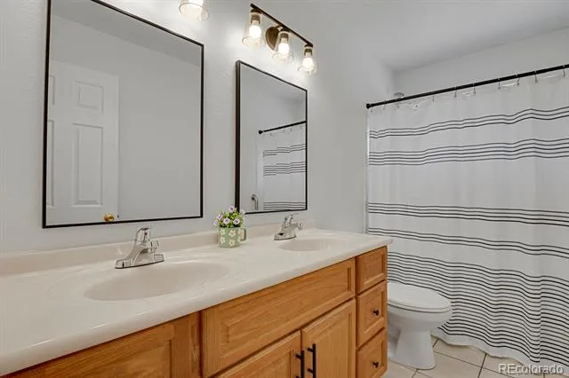 18937 E Kent Circle Aurora, CO 80013