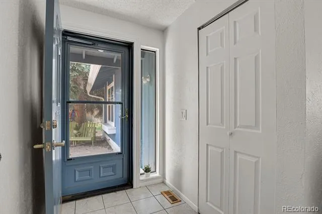 18937 E Kent Circle Aurora, CO 80013