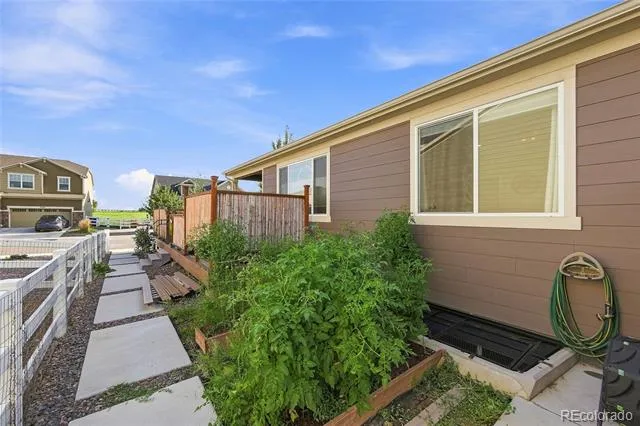 5440 Lupine Court Henderson, CO 80640