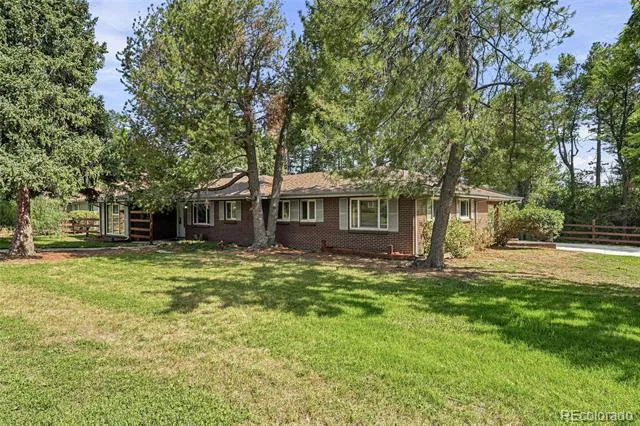 7990 Crest Drive Lakewood, CO 80214