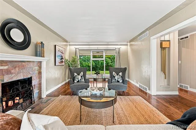 7990 Crest Drive Lakewood, CO 80214