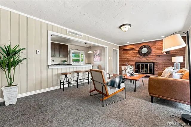 7990 Crest Drive Lakewood, CO 80214