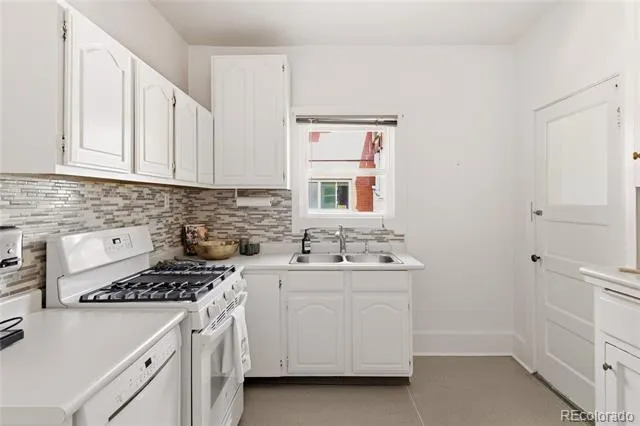 4732 W 33rd Avenue Denver, CO 80212