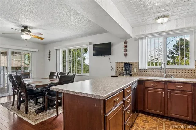 1024 S Alkire Street Lakewood, CO 80228