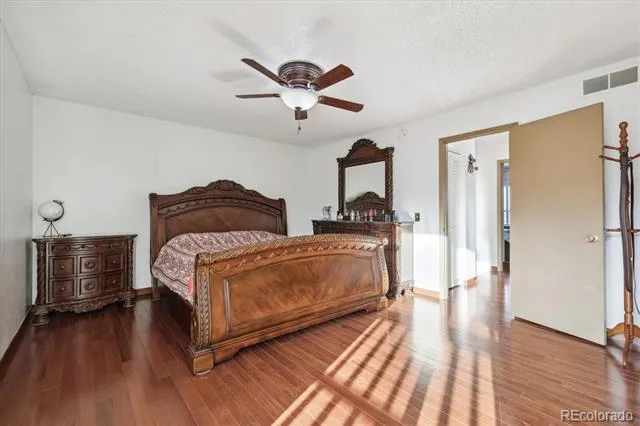 1024 S Alkire Street Lakewood, CO 80228