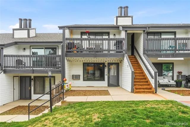 532 Oakwood Drive #D105 Castle Rock, CO 80104