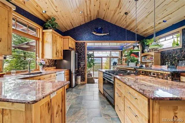 60248 County Road Ll57 Villa Grove, CO 81155