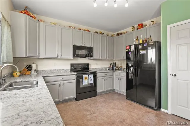 22295 E Belleview Lane Aurora, CO 80015