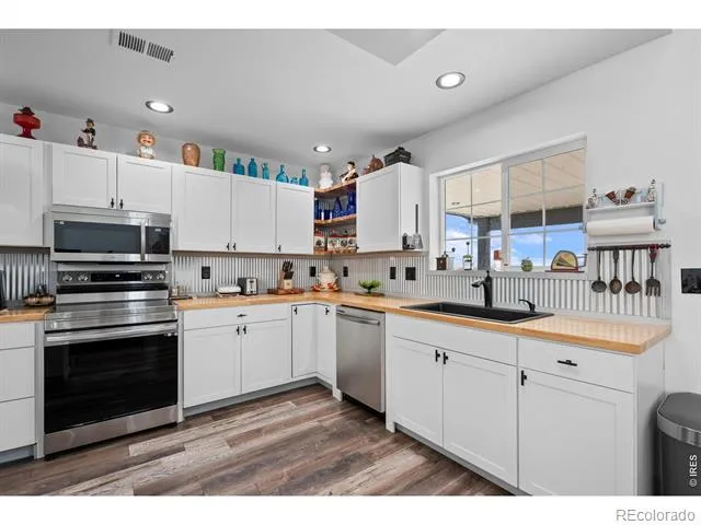 42635 County Road 51 Ault, CO 80610