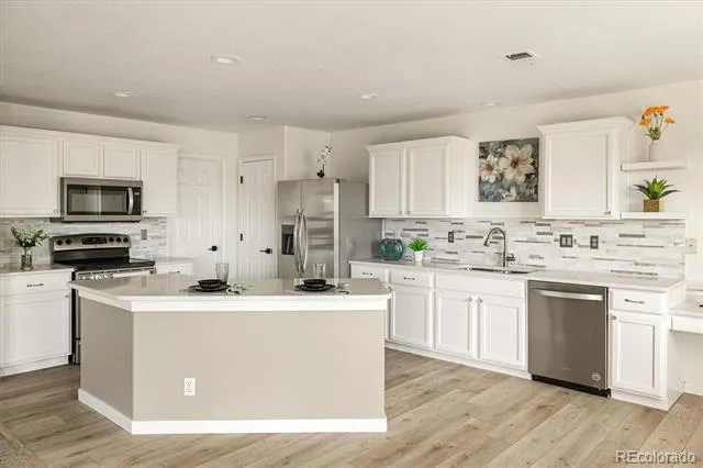 2366 E 109th Drive Northglenn, CO 80233