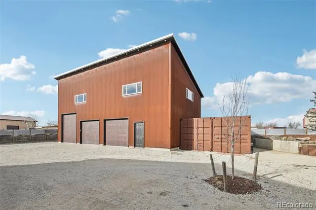 318 Lilac Drive Lochbuie, CO 80603