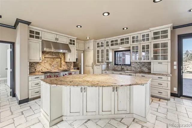 318 Lilac Drive Lochbuie, CO 80603