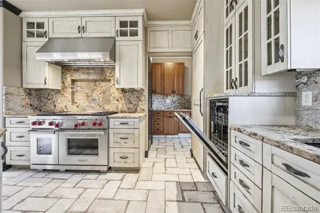318 Lilac Drive Lochbuie, CO 80603