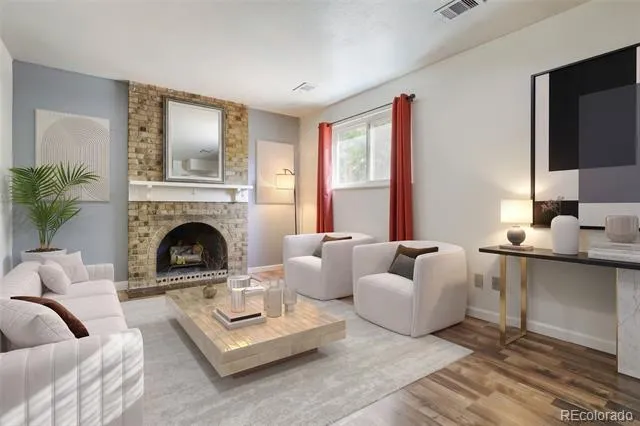 4646 S Mobile Way Aurora, CO 80015