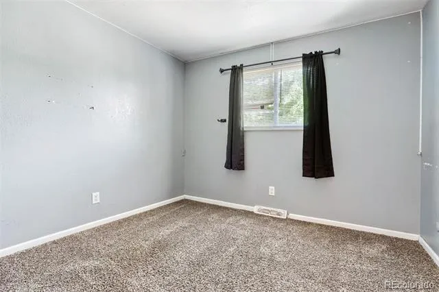 4646 S Mobile Way Aurora, CO 80015